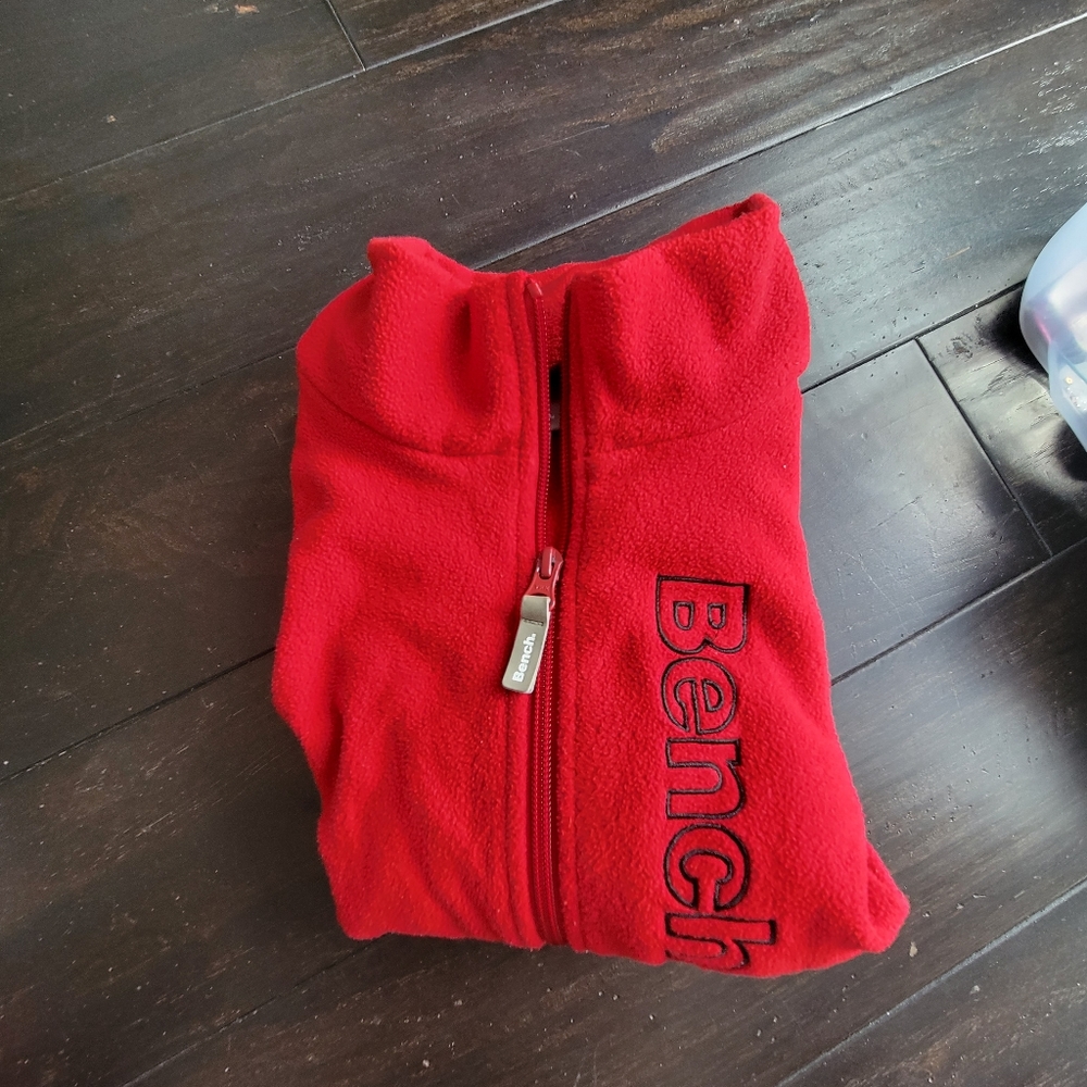 Bench sweater